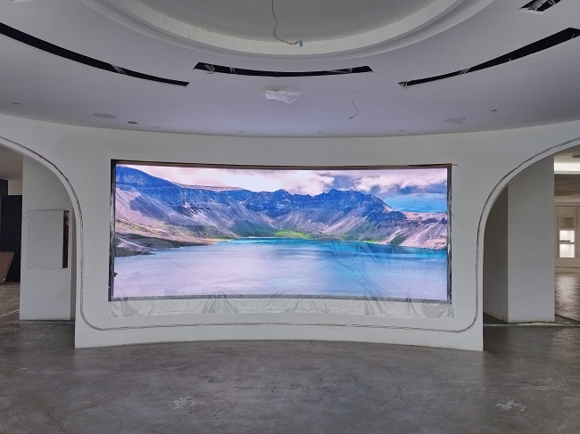 華邦瀛賦能四川興坤社區(qū)，智慧展廳解決方案全展示